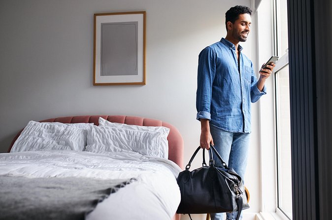 Trinidad Airport Transfer to Port of Spain Hotels - Timing, Flight Delays, and Real Communication